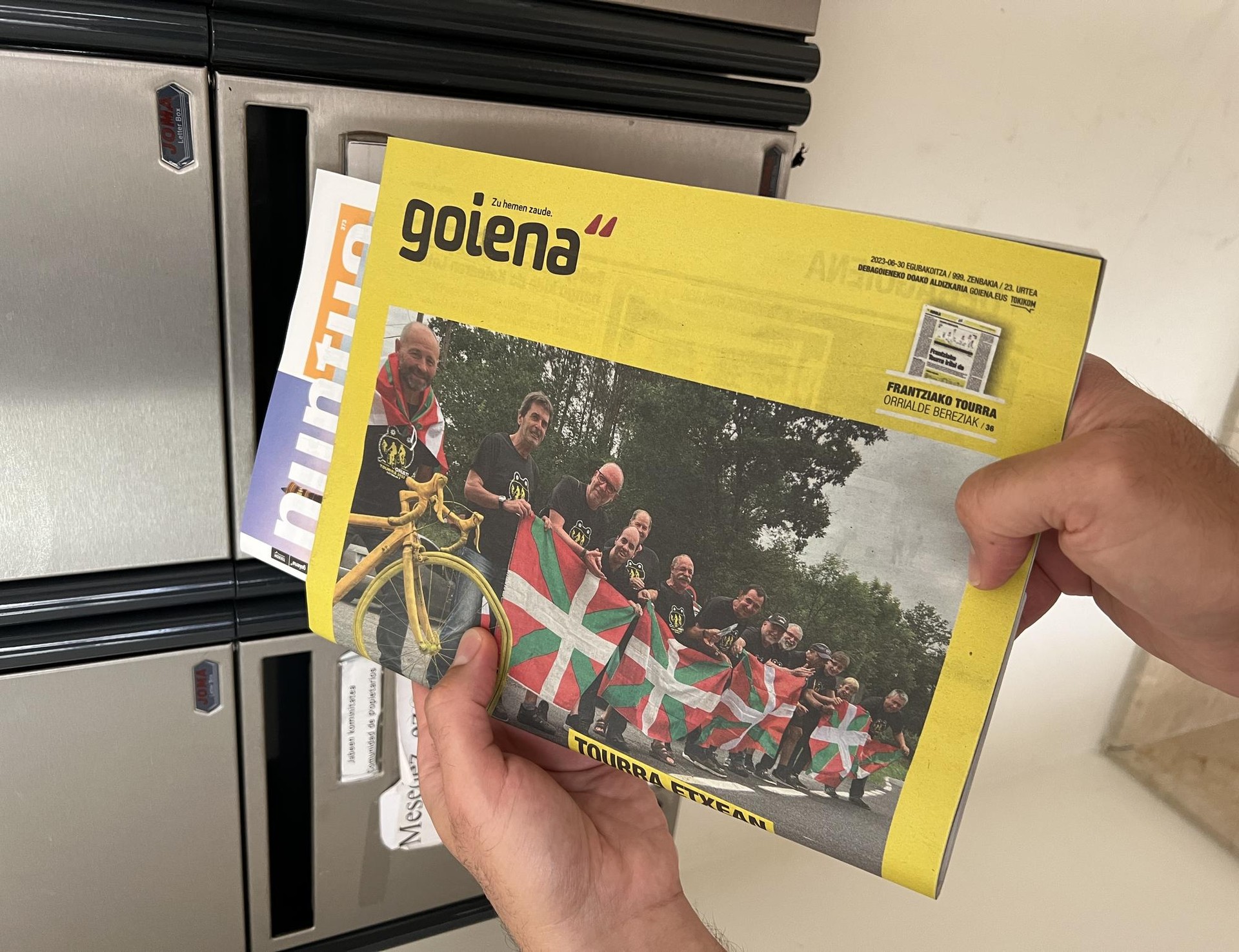 Papereko argitalpenen orainaz eta etorkizunaz, arloko profesionalekin