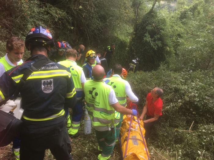 12 urteko neska bat zaurituta Bergaran, zaldi gainetik jausita