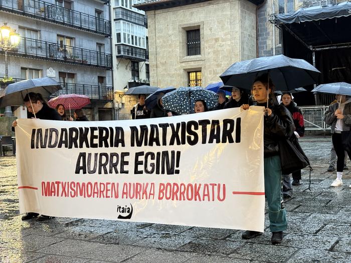 "Indarkeria matxista orori" aurre egiteko aldarria egin du Itaiak Arrasaten