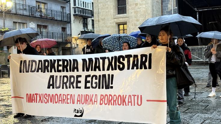 "Indarkeria matxista orori" aurre egiteko aldarria egin du Itaiak Arrasaten
