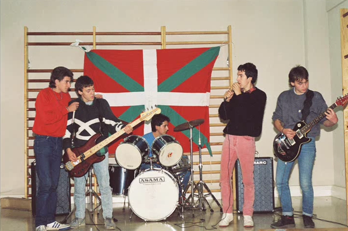 Musikari eta lagun handi bati omenaldi ezin aproposagoa