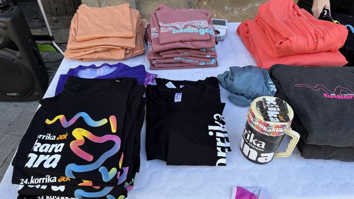 Korrikaren material salmenta