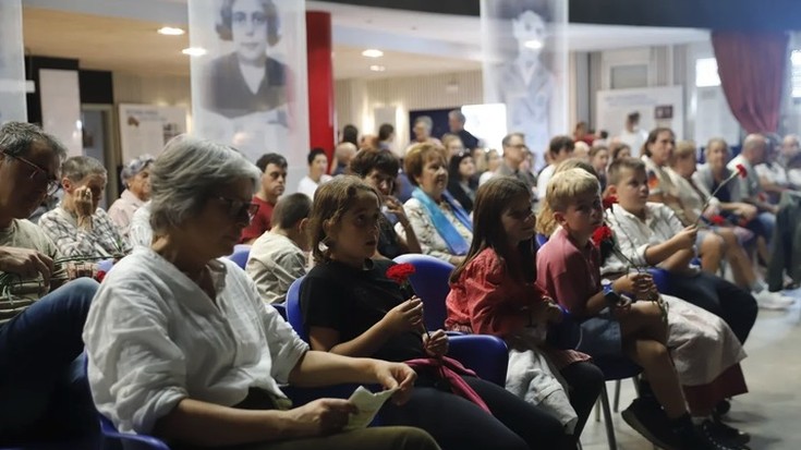 Intxortako erresistentziaren 90. urteurreneko ekitaldia, Espaloian