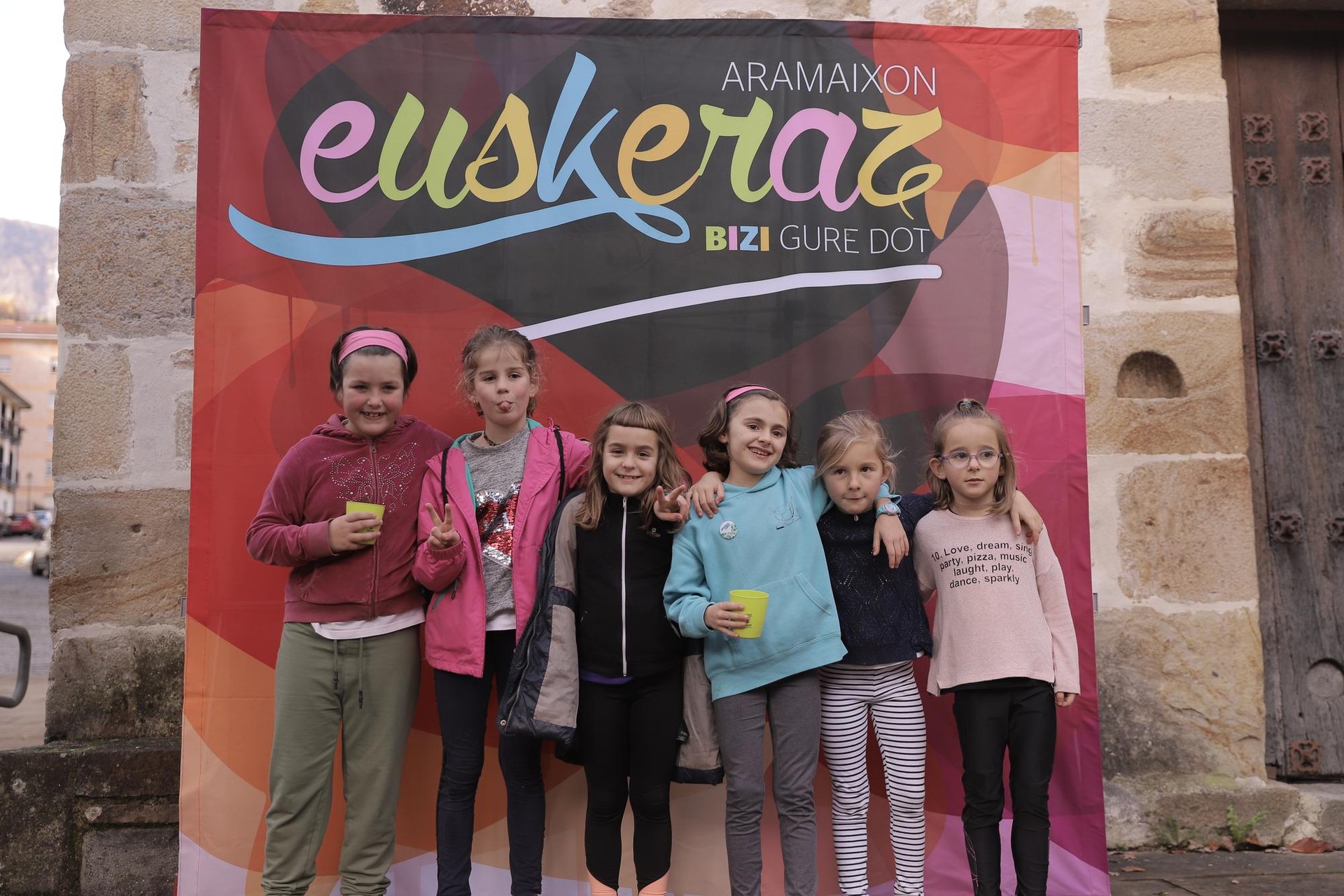 Euskararen Eguna, ospakizunek eta aldarrikapenek bat egingo duten eguna