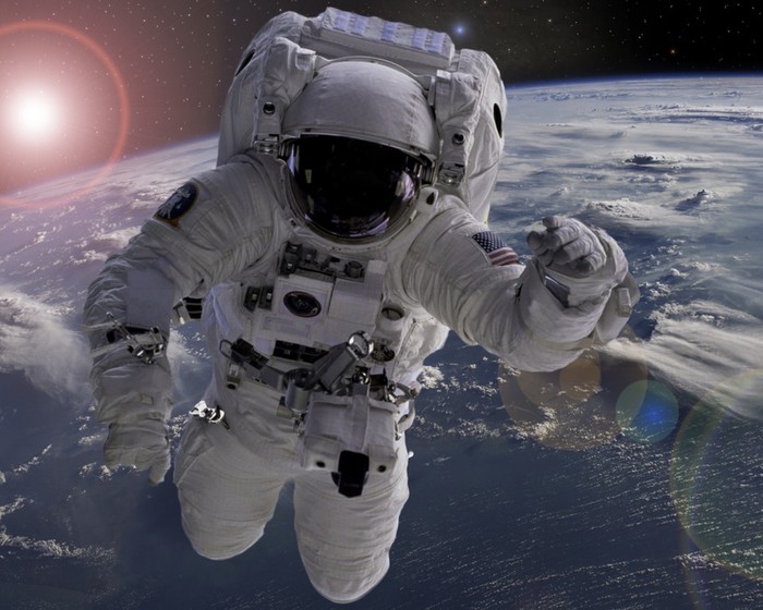 'Viajando por el espacio con los astronautas' hitzaldia