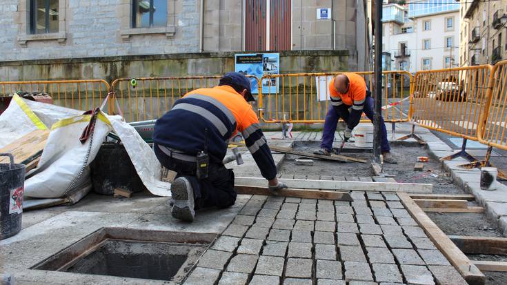 Ariznoa plazako zoladura aldatzeko lanak martxan