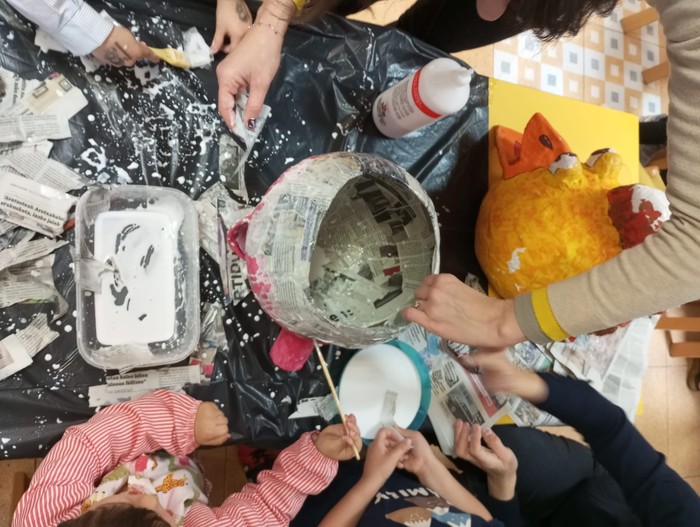 Haur eta nagusi, denok auzolanean