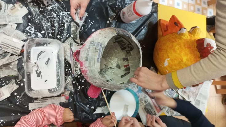 Haur eta nagusi, denok auzolanean