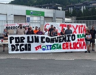 Greba mugagabea abiatu dute IATko langileek