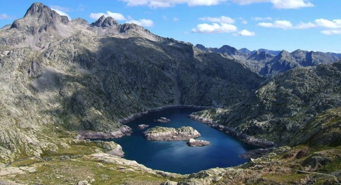Panticosako mendi eta lakuetara joango dira Arrolakoak irailean