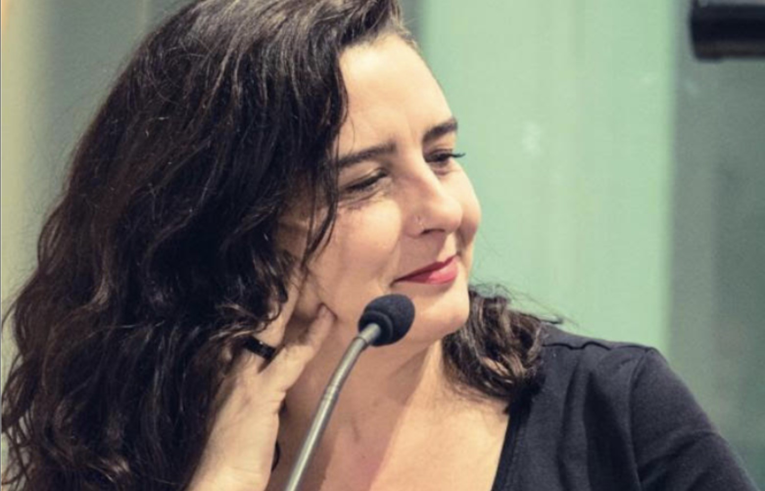 Kontsumoa hizpide hartuta bakarrizketa garratza eskainiko du Irantzu Varelak