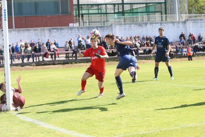 Bi futbol partidu garrantzitsu ditu asteburuan Bergarak