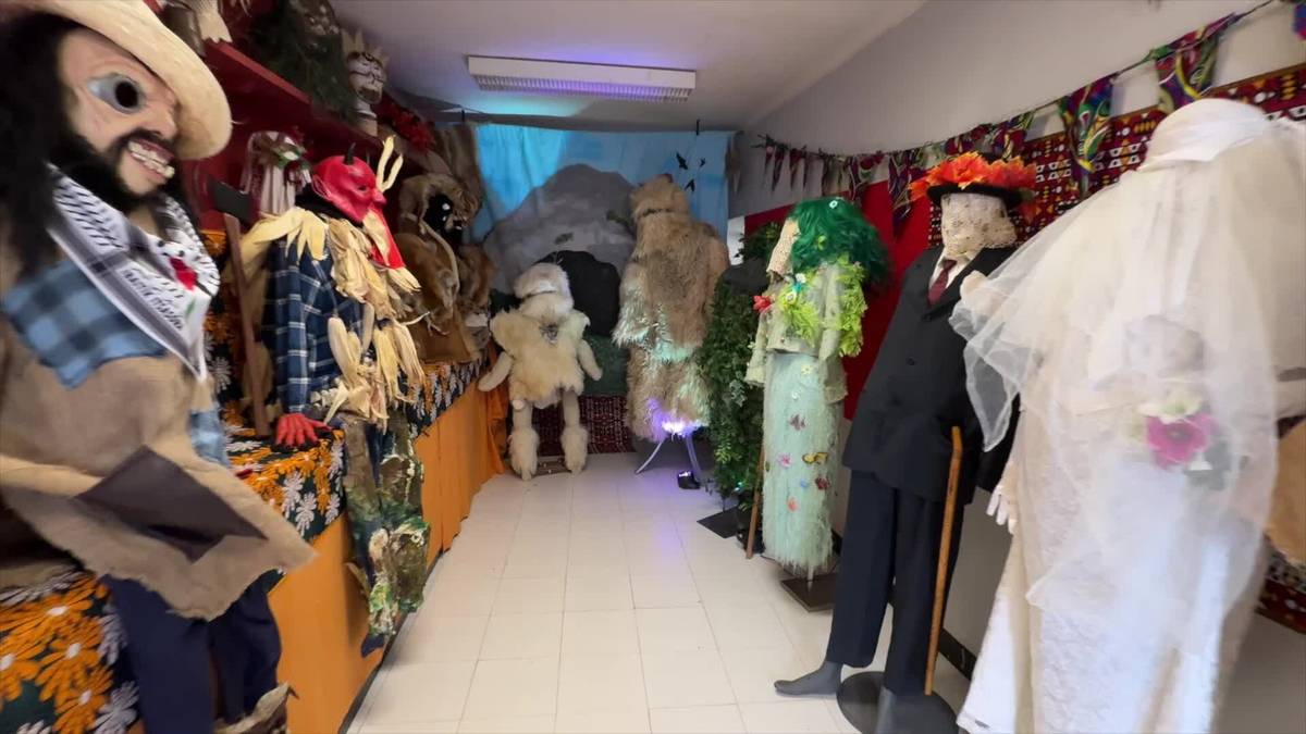 Kokoen etorrera iragartzen duen erakusketa zabalik da