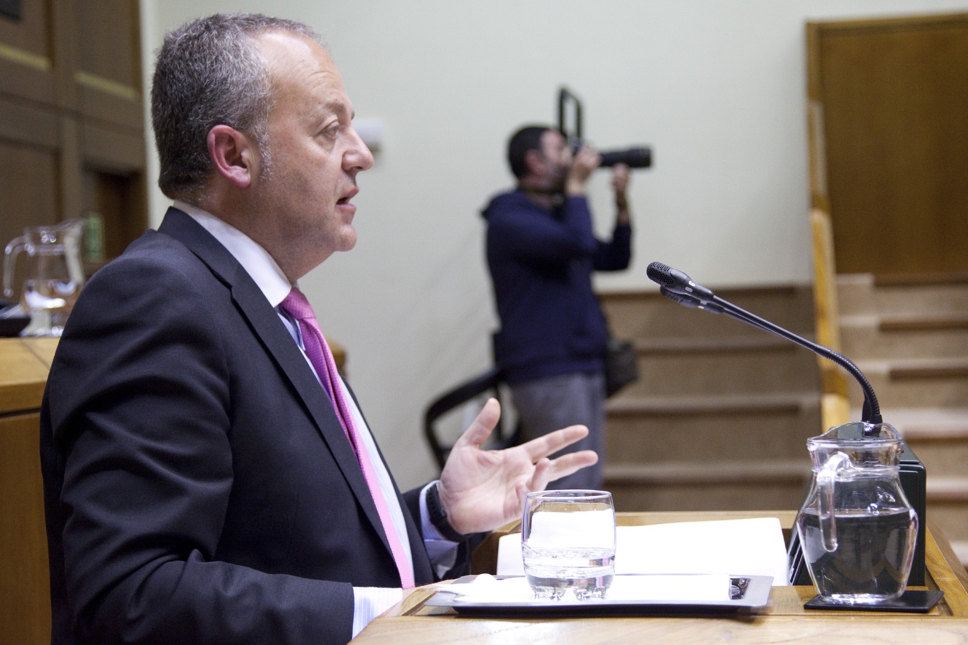 Espetxeratze iraunkor berraztergarria deuseztatzea eta birgizarteratzea bermatuko duen justizia-eredu berri bat eskatu ditu EAJ-PNVk