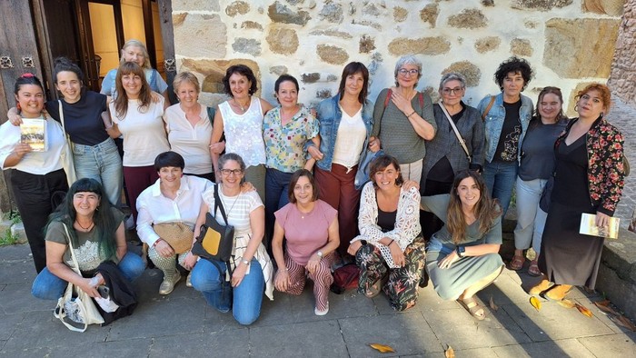 Irakurketa Klub Feministak Miren Amuriza idazlearekin batera amaitu du ikasturtea