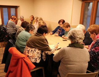 Erretiratuek bingo saioa egin dute