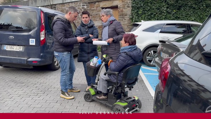 'Hemen Debagoiena': Oñatiko Trauti elkartearen aldarrikapena eta asteko albisteen errepasoa