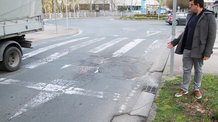 Errepideak asfaltatzeko inbertsioa handitzea nahi du Arrasateko EAJk