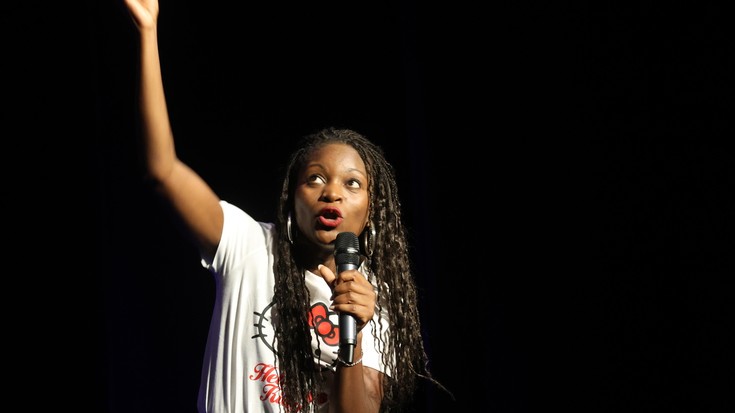Barre-algarak eragin ditu 'Humor negra' bakarrizketak