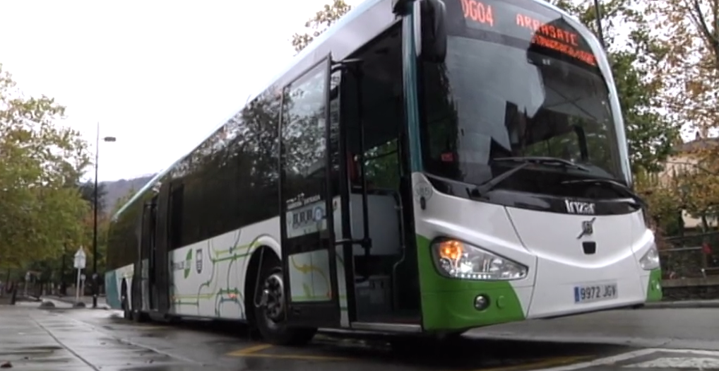 Udana itxita dagoen bitartean Arrasate eta Zumarraga arteko autobus linea berria jarriko dute