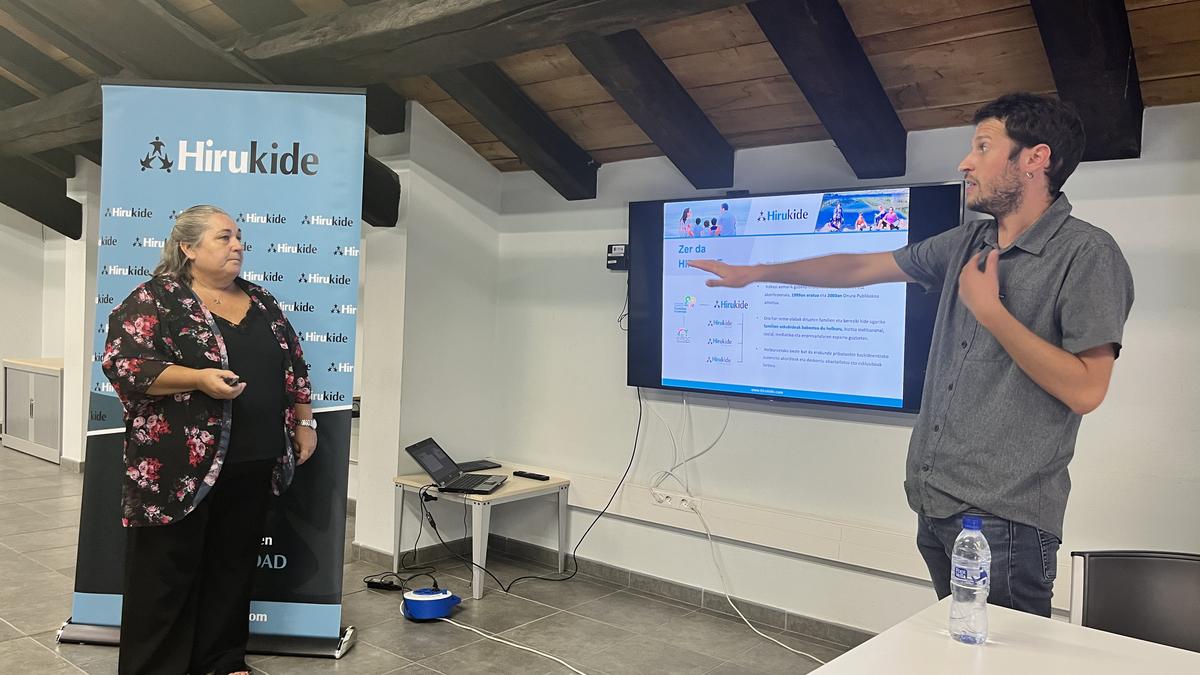 Hirukideren informazio bulegoa Aretxabaletan izango da apirilaren 14an