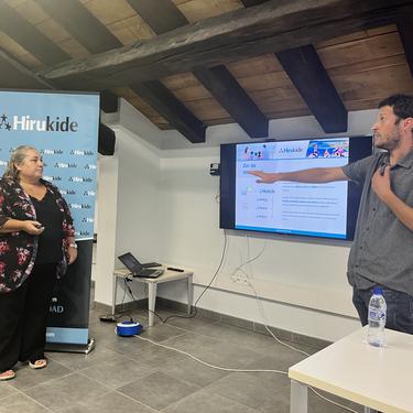 Hirukideren informazio bulegoa