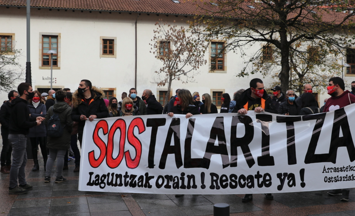 Arrasateko Ostalariak: "Herritar guztien aurkako ekintza da kamera jarri izana"