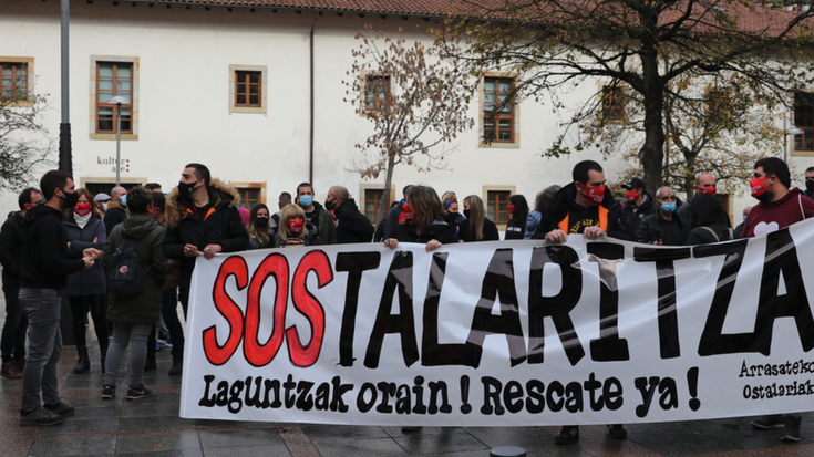 Arrasateko Ostalariak: "Herritar guztien aurkako ekintza da kamera jarri izana"