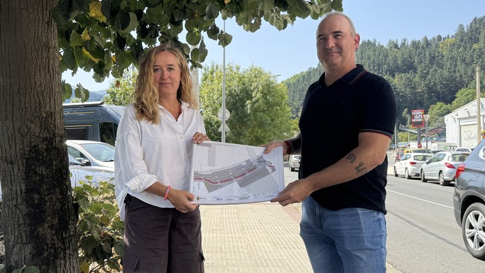 Astelehenean hasiko dira Araba Etorbidea berrurbanizatzeko eta bidegorri berria eraikitzeko lanak