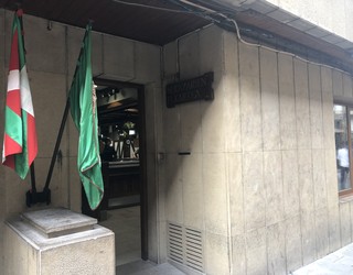 Medikuntza eta gastronomia uztartuko dituzte bihar Oñatin, koloneko minbiziaren kontra