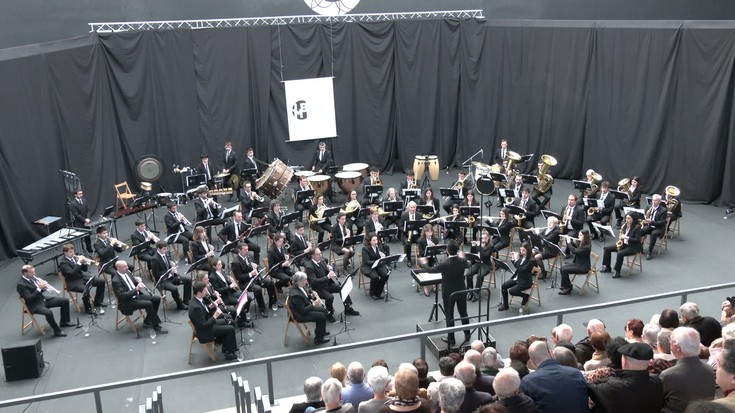 'Mt.Everest' abestia, Oñatiko Musika Bandaren eskutik