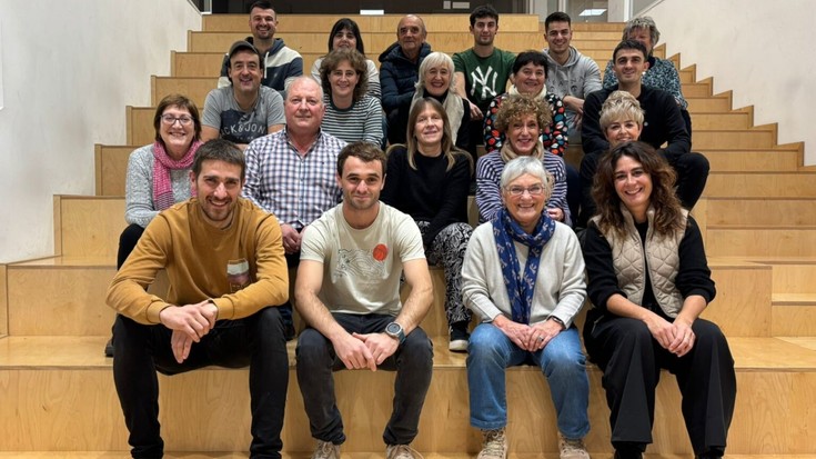 Arizmendi Ikastolako Lagunen Taldea osatu dute