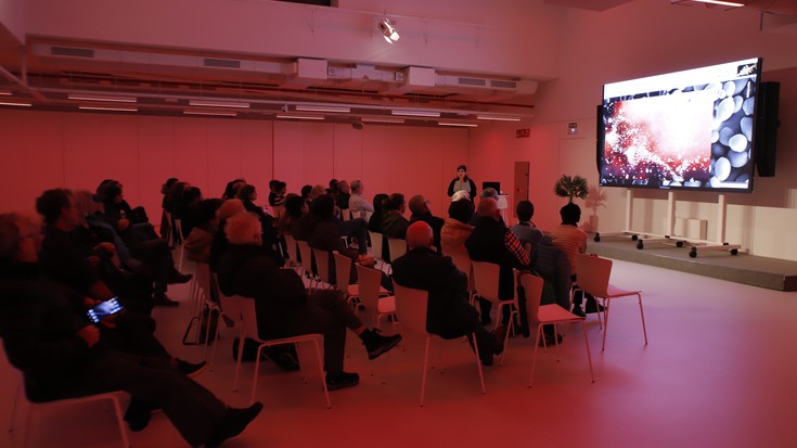 Esti Sarrionandiaren hitzaldiarekin abiatu dute Mikopoteoa