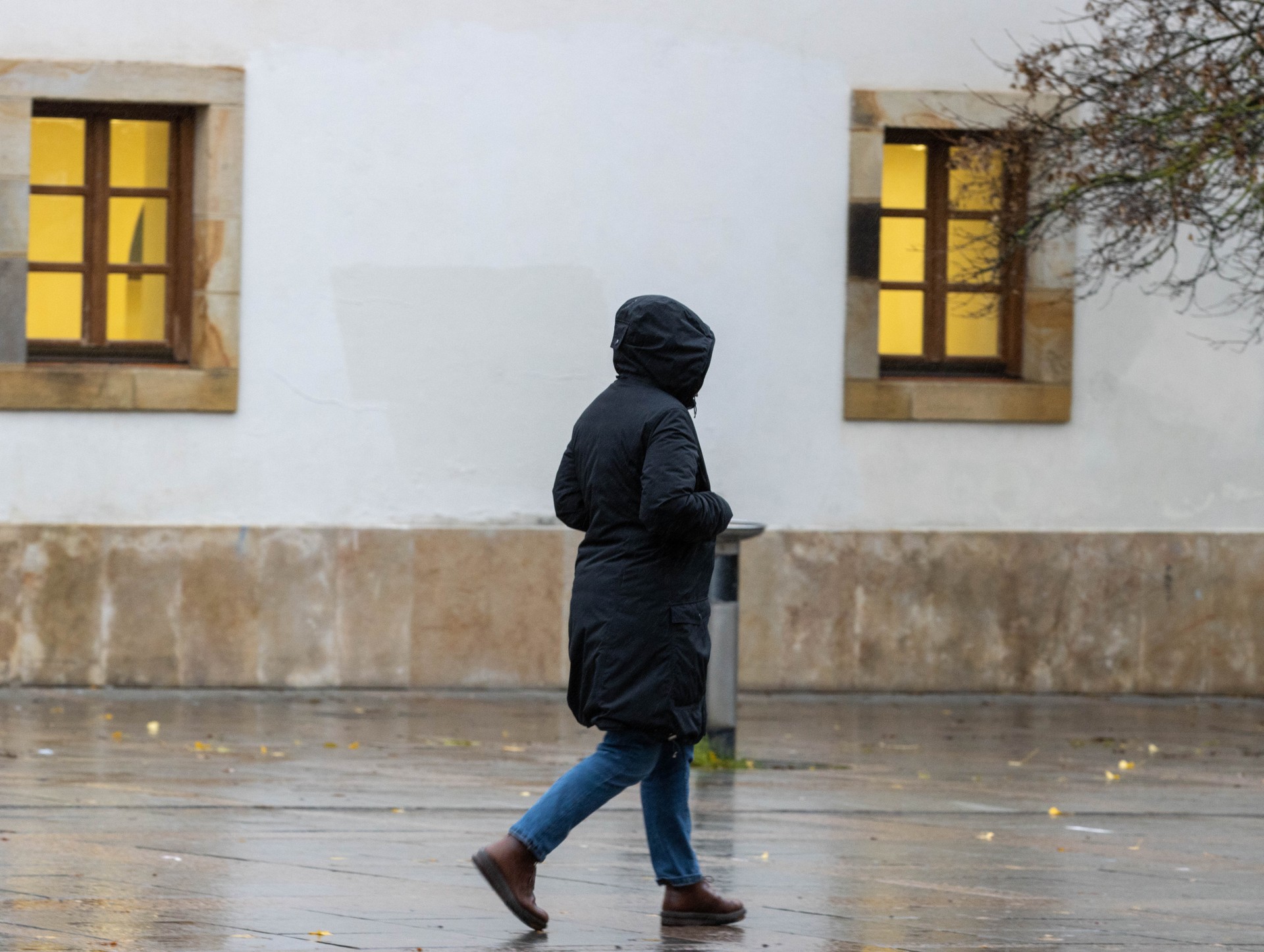 Eguneko eta asteko daturik okerrenak, kutsatzeen etenik gabeko gorakadan