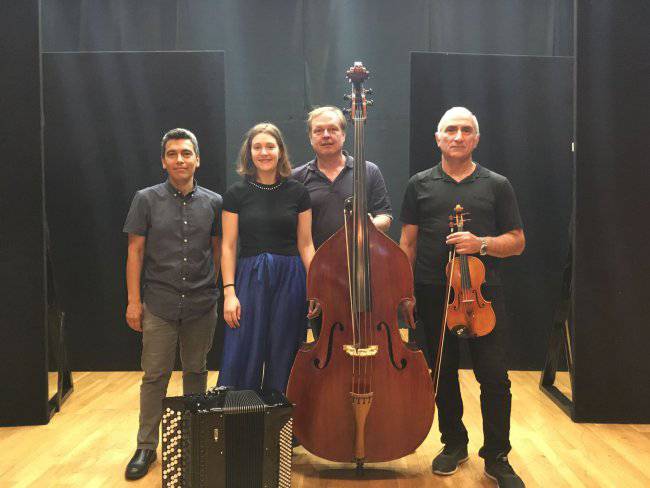 Tanar Quartet eta El Tango zuzenean domekan