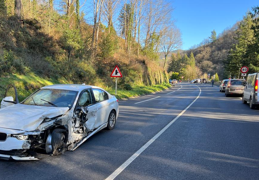 Bi autoren arteko istripua, Epele eta Elorregi artean