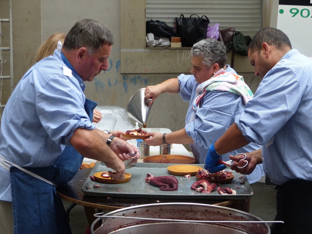 Gastronomia eta Folklore jaia gura beste jateko eta edatekokin dator
