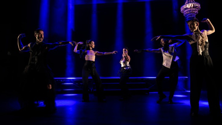 ‘R&J’ antzerkia taularatuko du domekan La Dramatica Errante antzerki konpainiak