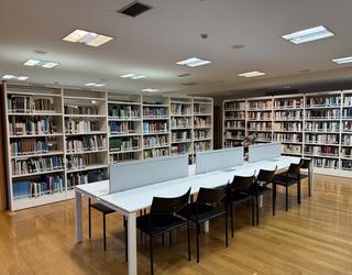 Liburutegiak literatur solasaldi eta idazketa tailerrak antolatu ditu