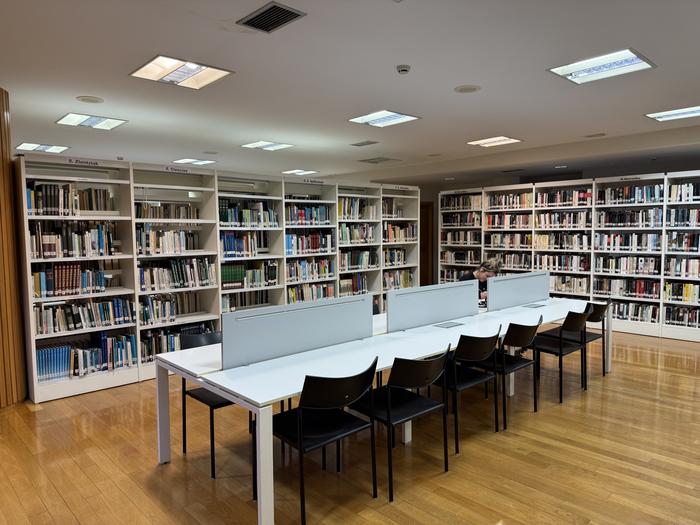 Literatura solasaldiak martxan, eta idazketa tailerrak laster