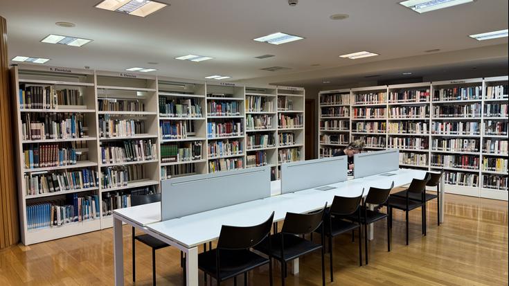 Literatura solasaldiak martxan, eta idazketa tailerrak laster