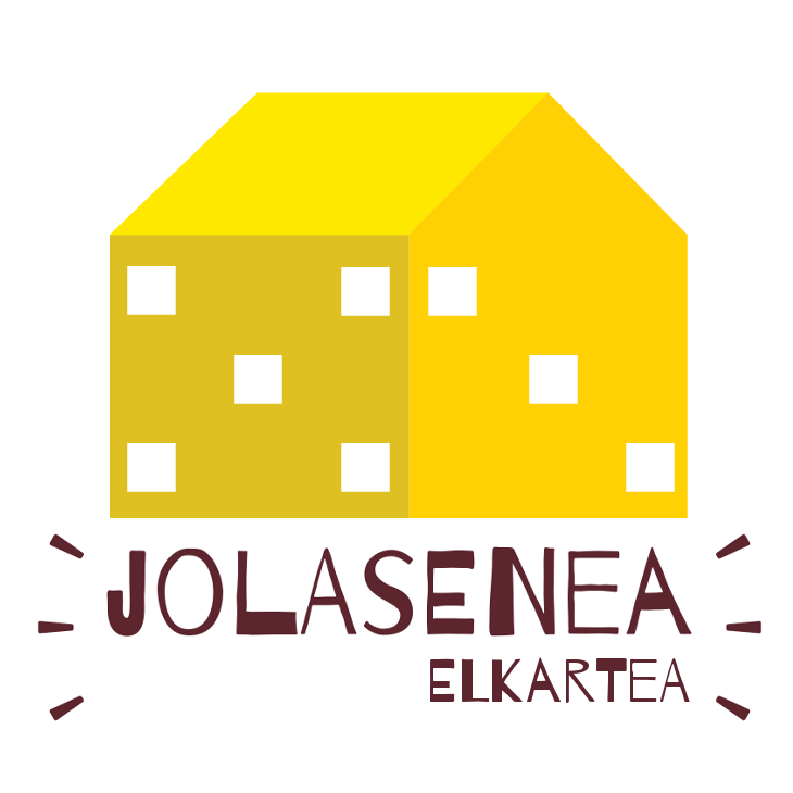 Jolasenea mahai jolasen elkartea aurkeztu dute Antzuolan