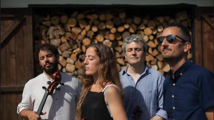 Alos Quartet taldea Arantzazun, musikari ezagunekin batera