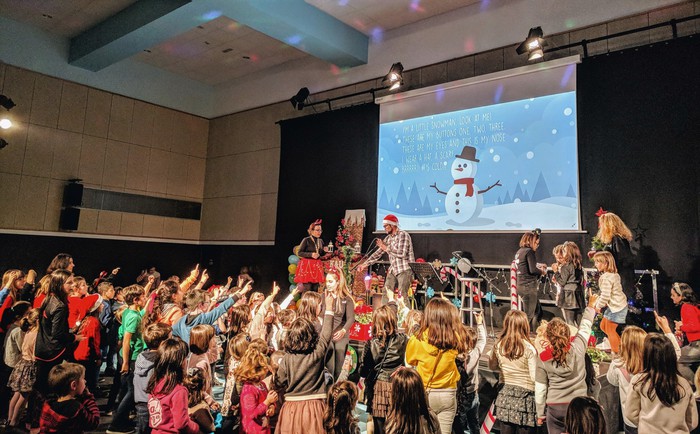 'Christmas party' zapatuan, Kulturaten, Kids&Us-en eskutik