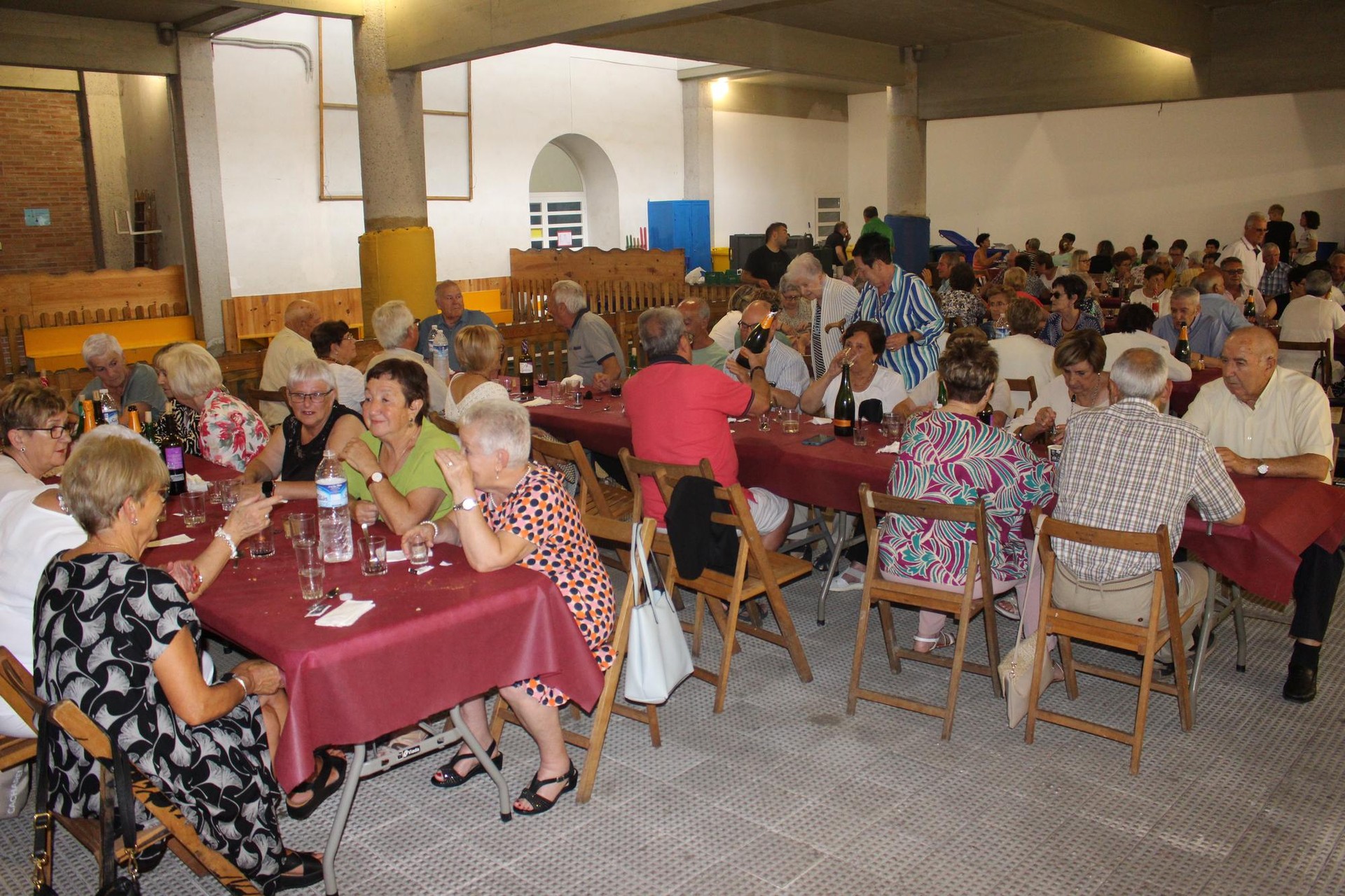 Jubilatuen bazkarian izena eman daiteke hilaren 4an eta 5ean