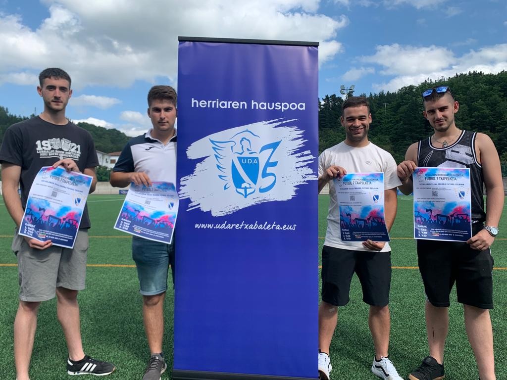 Ibilbide luze eta oparoa duen kuadrillen arteko futbol txapelketa itzuli da