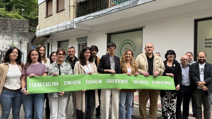 Minbizia duten pazienteei eta haien senideei laguntzeko boluntario bila