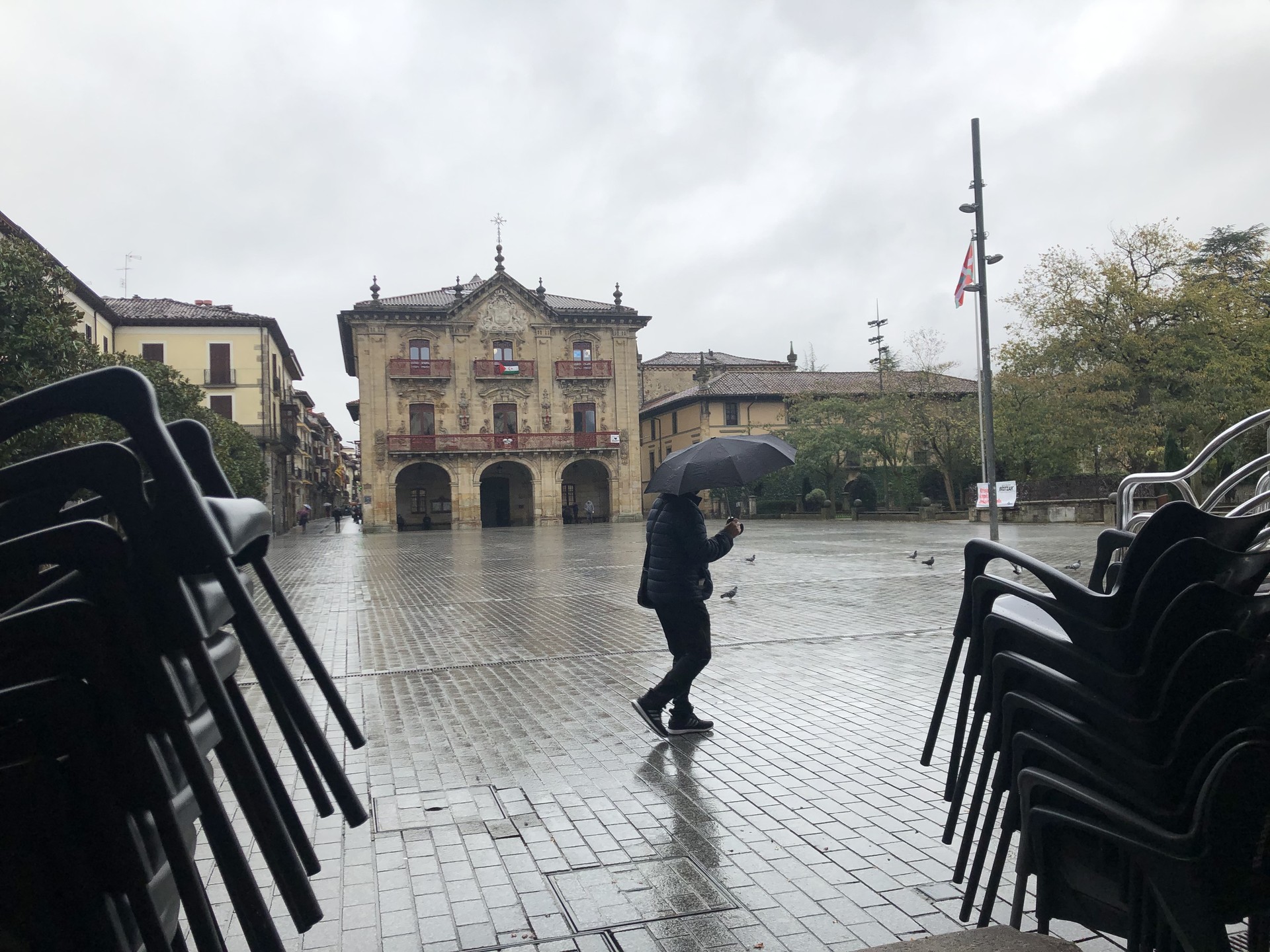 Behera egin du positiboen kopuruak Gipuzkoan