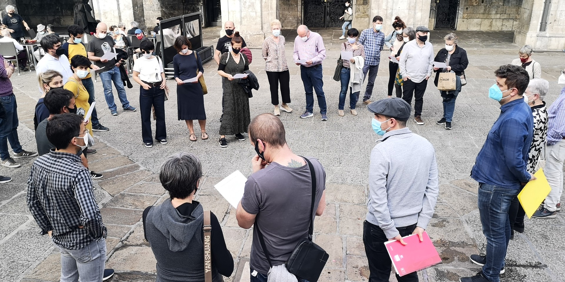 "Konponbideak eta informazio gardena" eskatu ditu Zuntza2021 taldeak