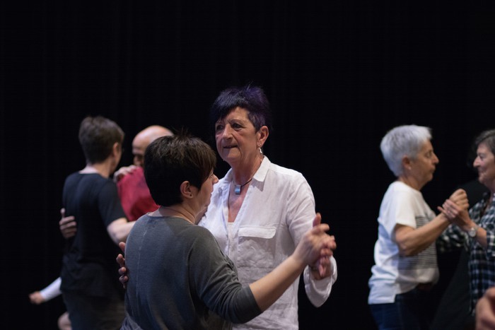 Jendea gustura Gerard Godon soinujole frantziarrarekin domekan egindako Herrixa Dantzan saioarekin - 13